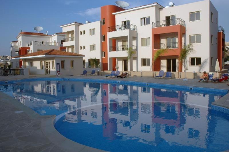 Ifestos Kings Resort Appartment Paphos Kültér fotó