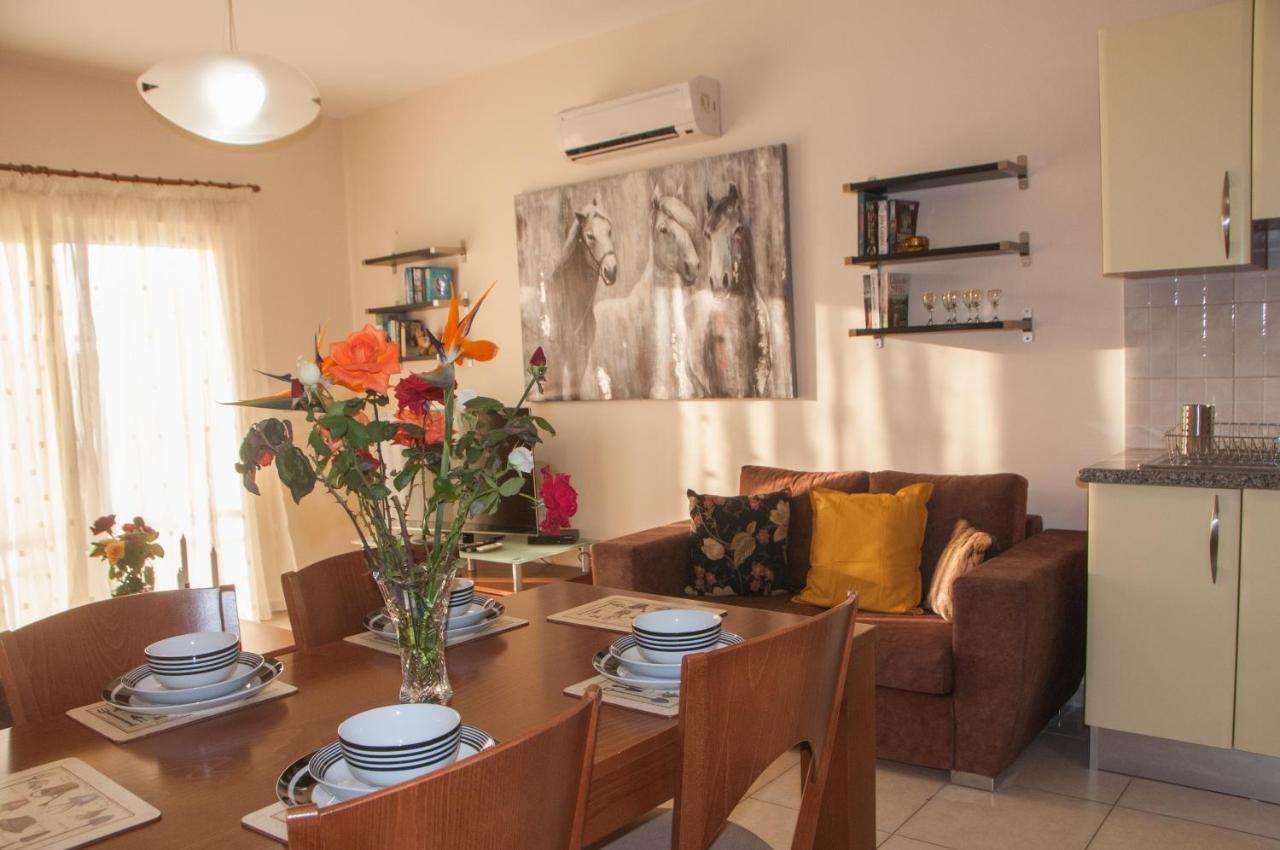 Ifestos Kings Resort Appartment Paphos Kültér fotó